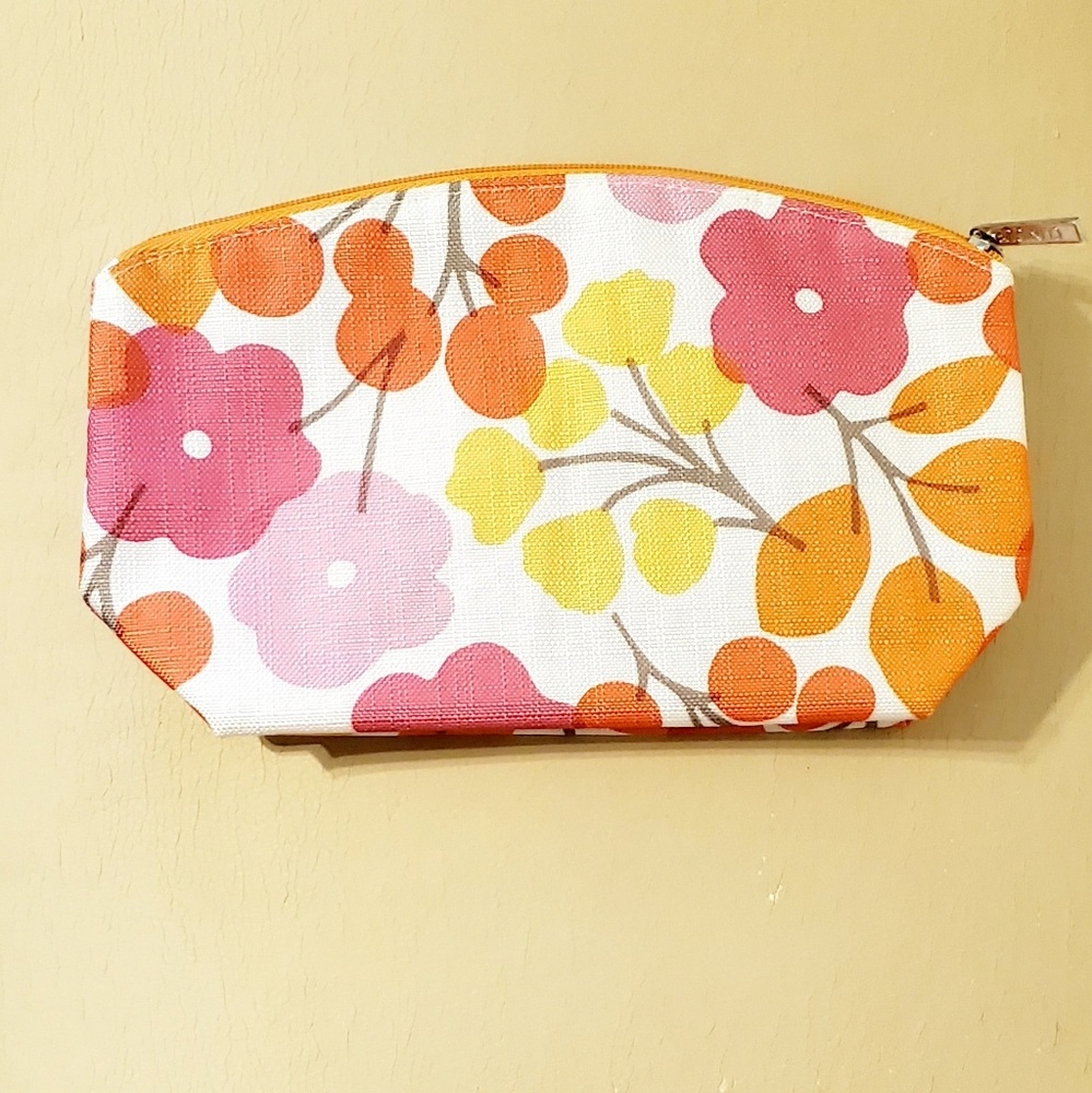 New Clinique Makeup Cismetic Bag Case